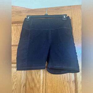 Fabletics - Power Hold Biker Shorts